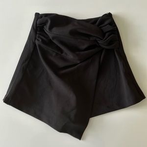 Assymetric skort